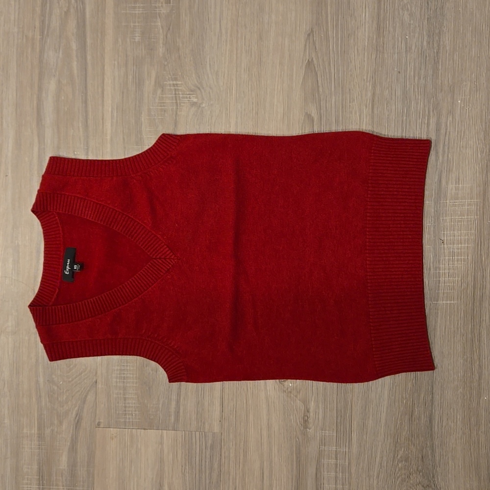 Sweater vest